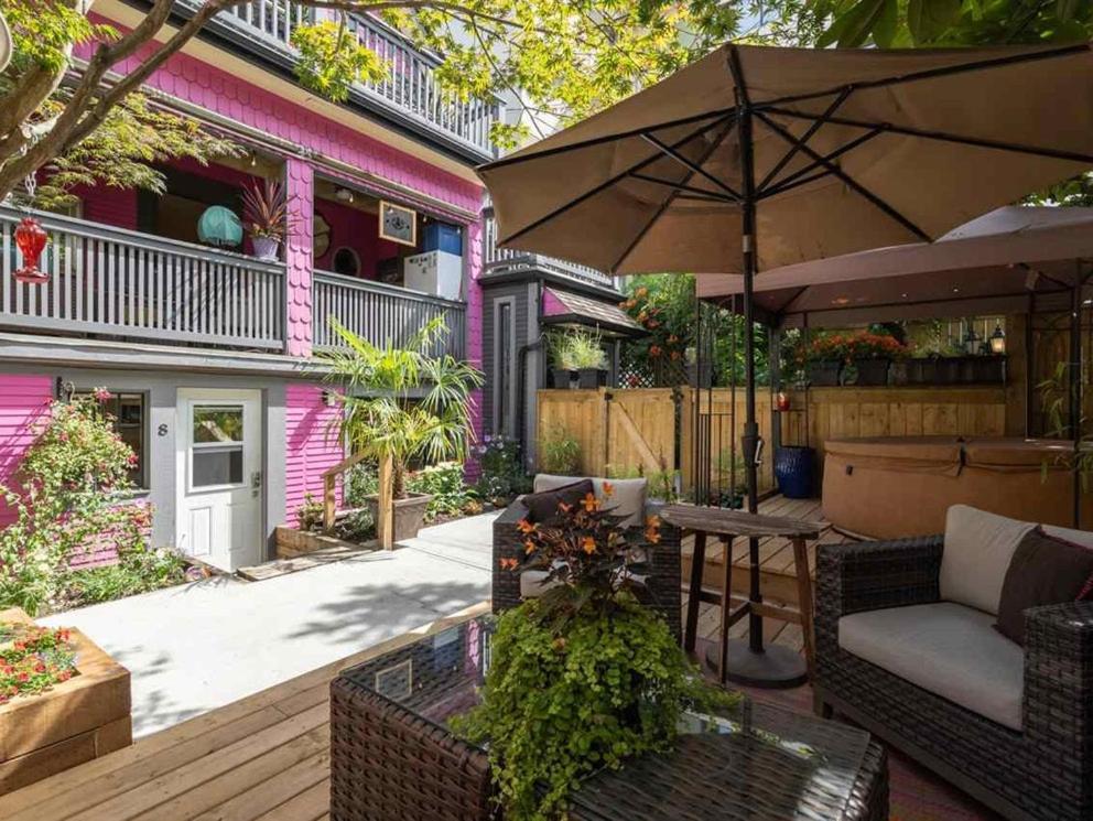West End Guest House Лэнгли Экстерьер фото