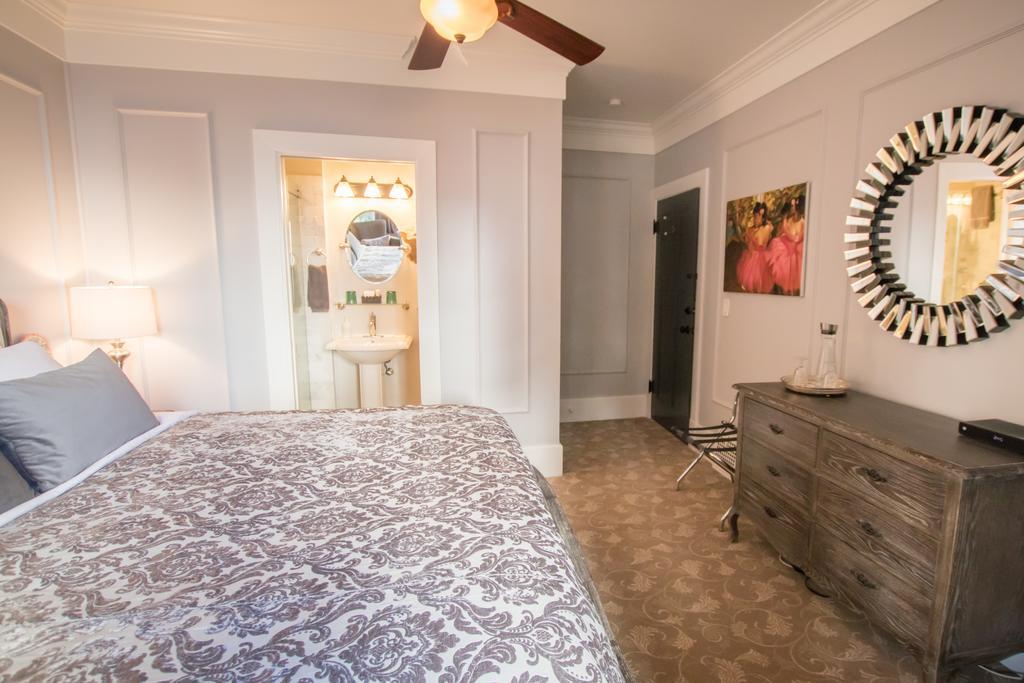 West End Guest House Лэнгли Экстерьер фото